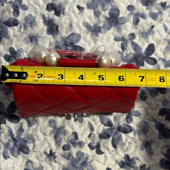 Small, red, Badley Mischka with pear handle also with shoulder strap. - Picture 9 of 10